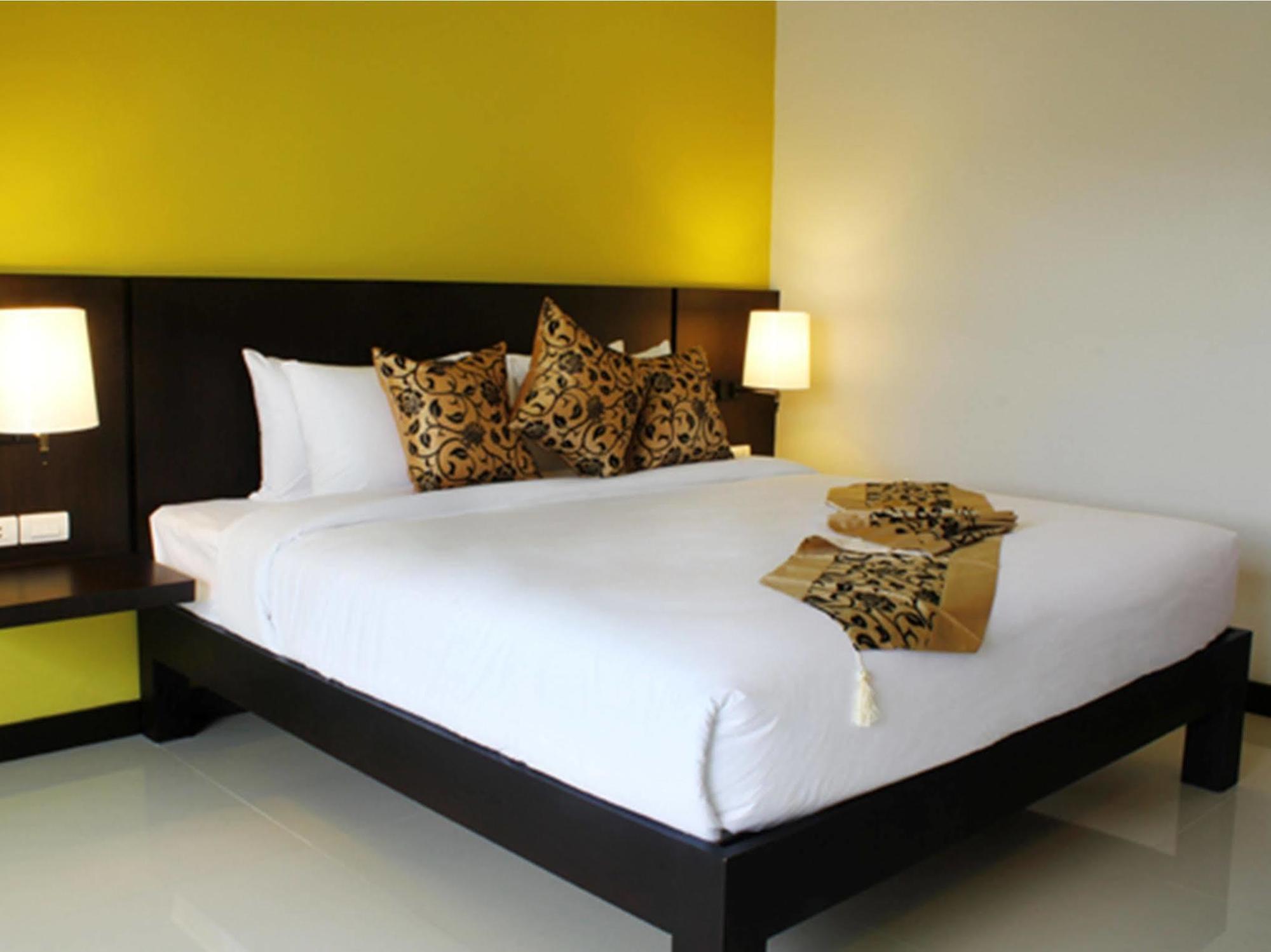 Hotel Simplitel Karon Exterior foto